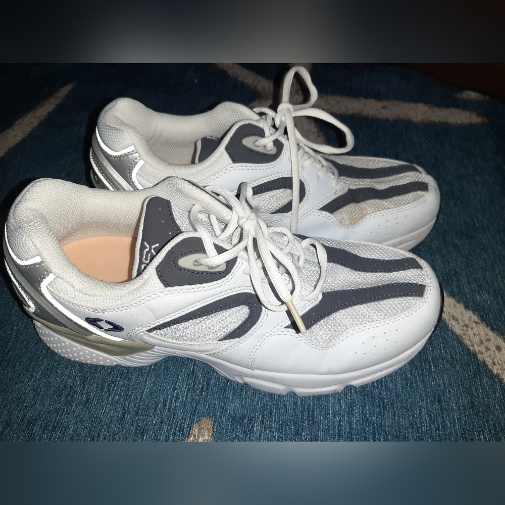 Apex X521 Men's Boss Runner - White/Navy W/orthotic Insoles Size 11 WIDE